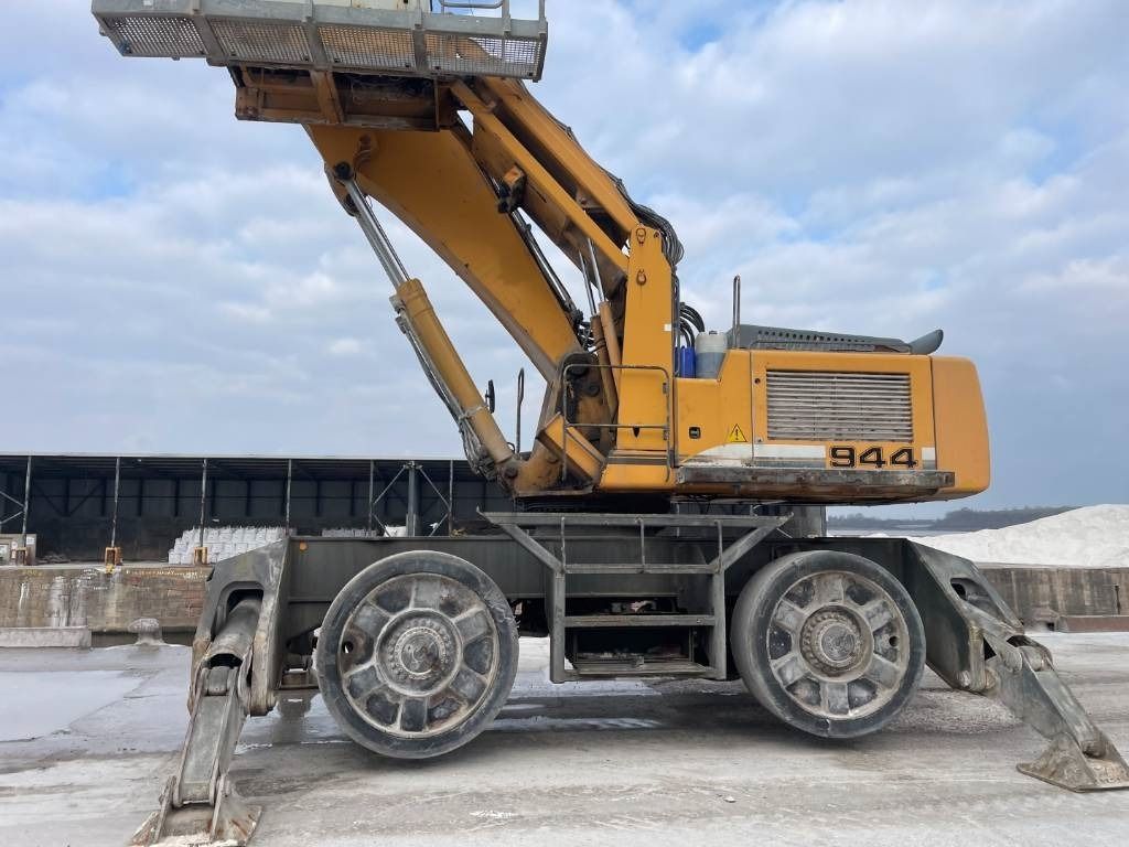 2008 Liebherr 944 material handler side view