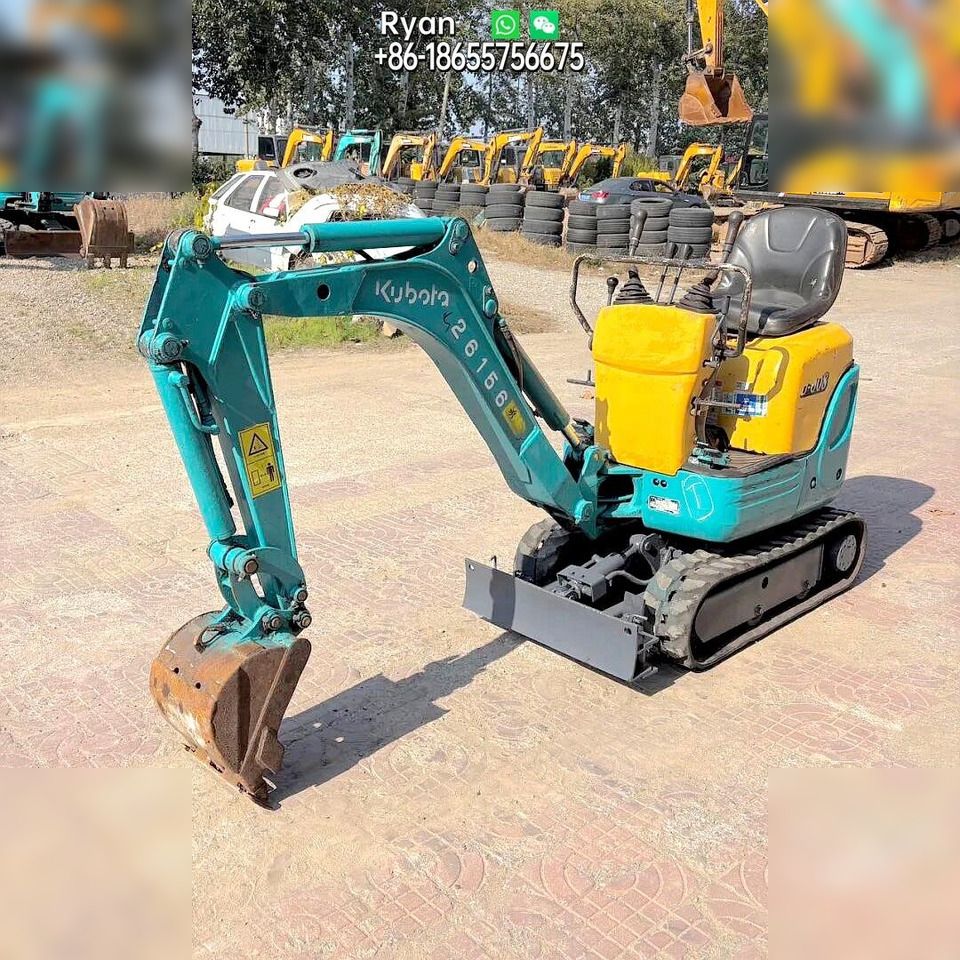 2014 Kubota U-008 mini excavator, side view 2014 Kubota U-008 mini excavator, side view