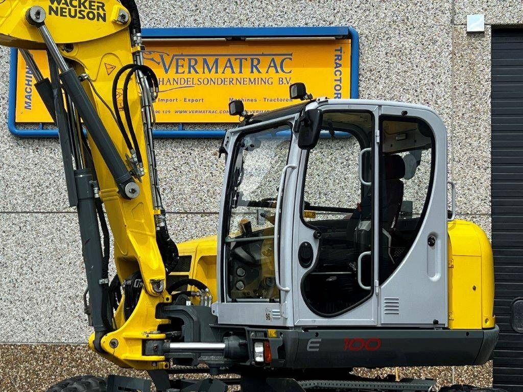 2019 Wacker Neuson EW100 wheel excavator side view 2019 Wacker Neuson EW100 wheel excavator side view