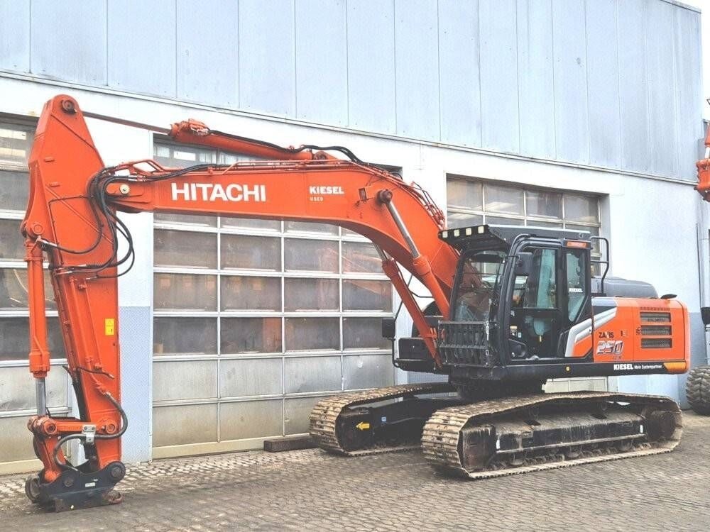 2022 Hitachi ZX250 LCN-7 crawler excavator, side view 2022 Hitachi ZX250 LCN-7 crawler excavator, side view