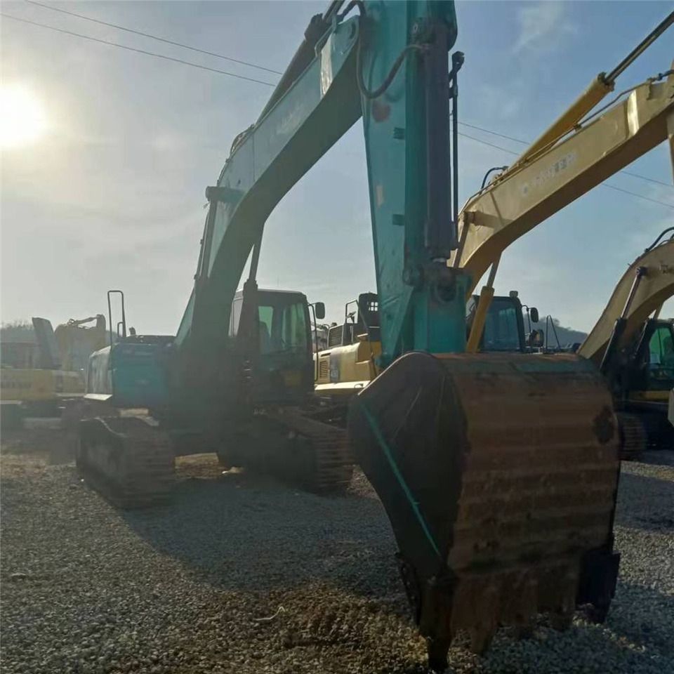 2023 Kobelco SK330D crawler excavator, front three-quarter view 2023 Kobelco SK330D crawler excavator, front three-quarter view
