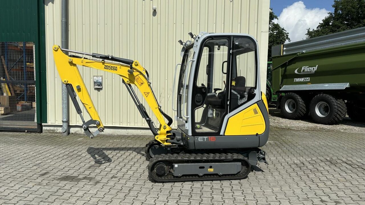 2023 Wacker Neuson ET18 mini excavator, side view 2023 Wacker Neuson ET18 mini excavator, side view