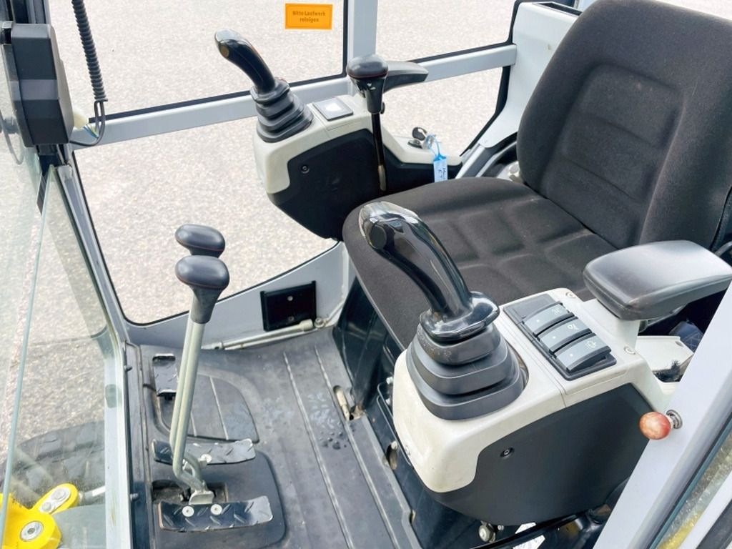 2019 Wacker Neuson ET16 mini excavator interior cab view 2019 Wacker Neuson ET16 mini excavator interior cab view