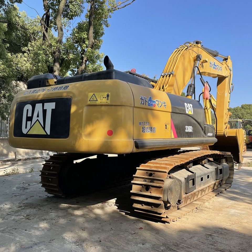 2022 Caterpillar 336D2 crawler excavator, rear three-quarter view 2022 Caterpillar 336D2 crawler excavator, rear three-quarter view