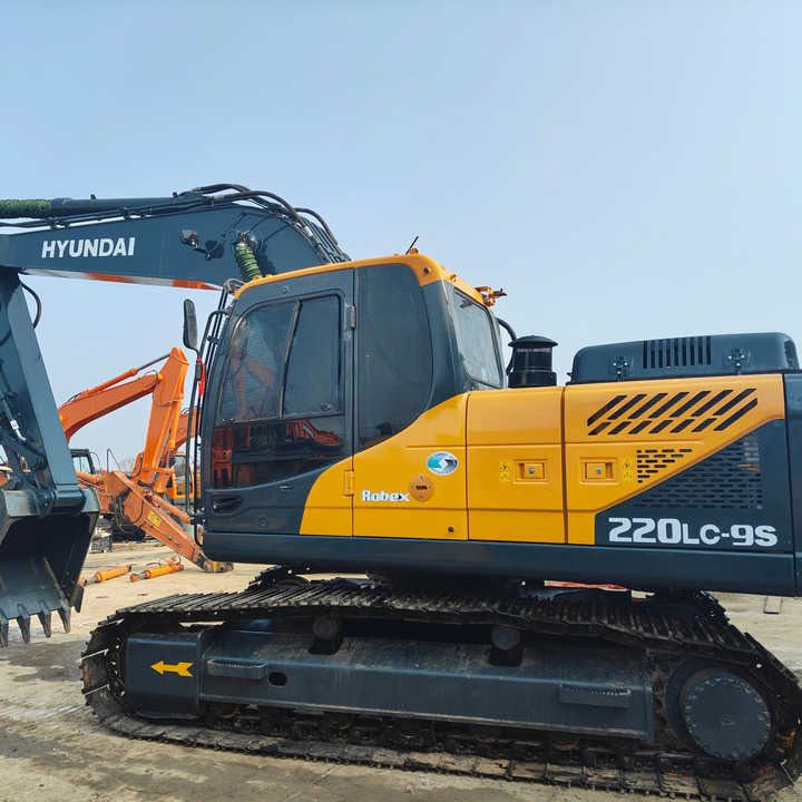 2020 Hyundai R220LC-9S Raupenbagger