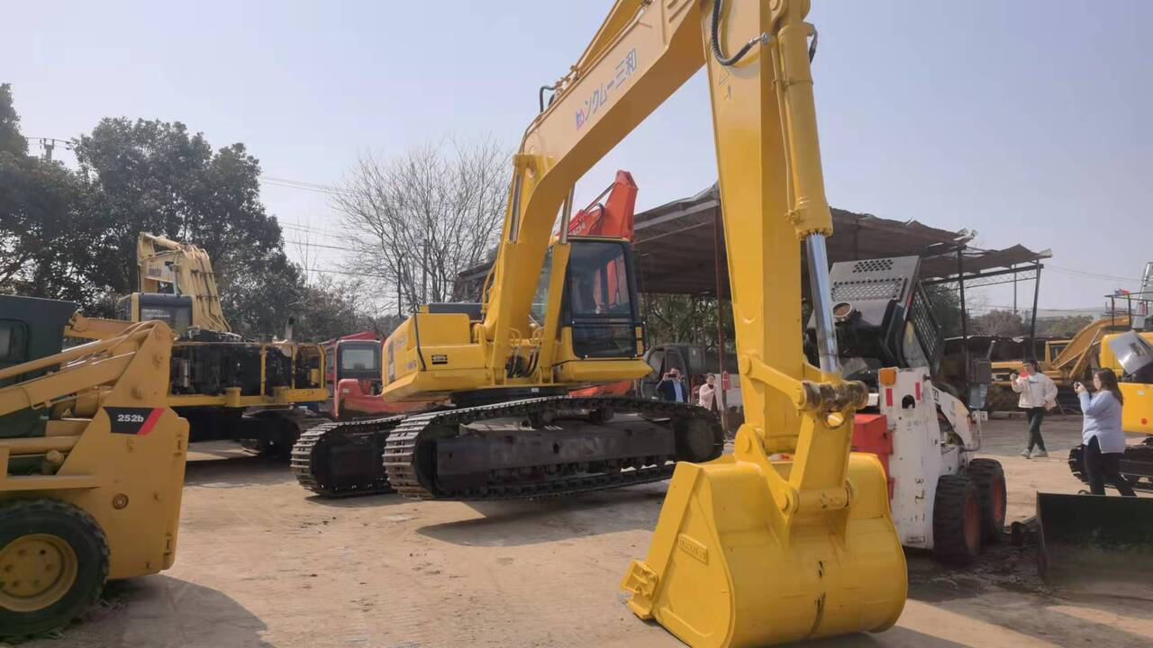 2011 Komatsu PC300-7 crawler excavator, front three-quarter view