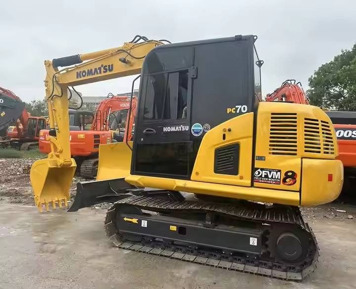 2024 Komatsu PC70-8 mini excavator, side view 2024 Komatsu PC70-8 mini excavator, side view