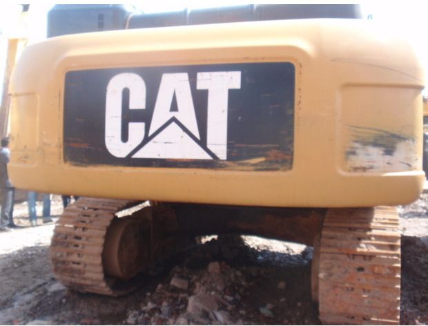 2020 Caterpillar 330D crawler excavator rear view