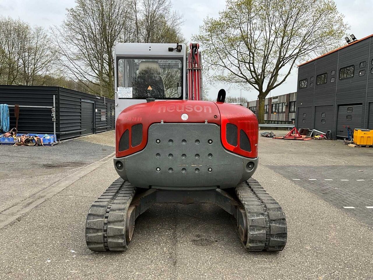 2005 Wacker Neuson 75Z3 crawler excavator rear view 2005 Wacker Neuson 75Z3 crawler excavator rear view