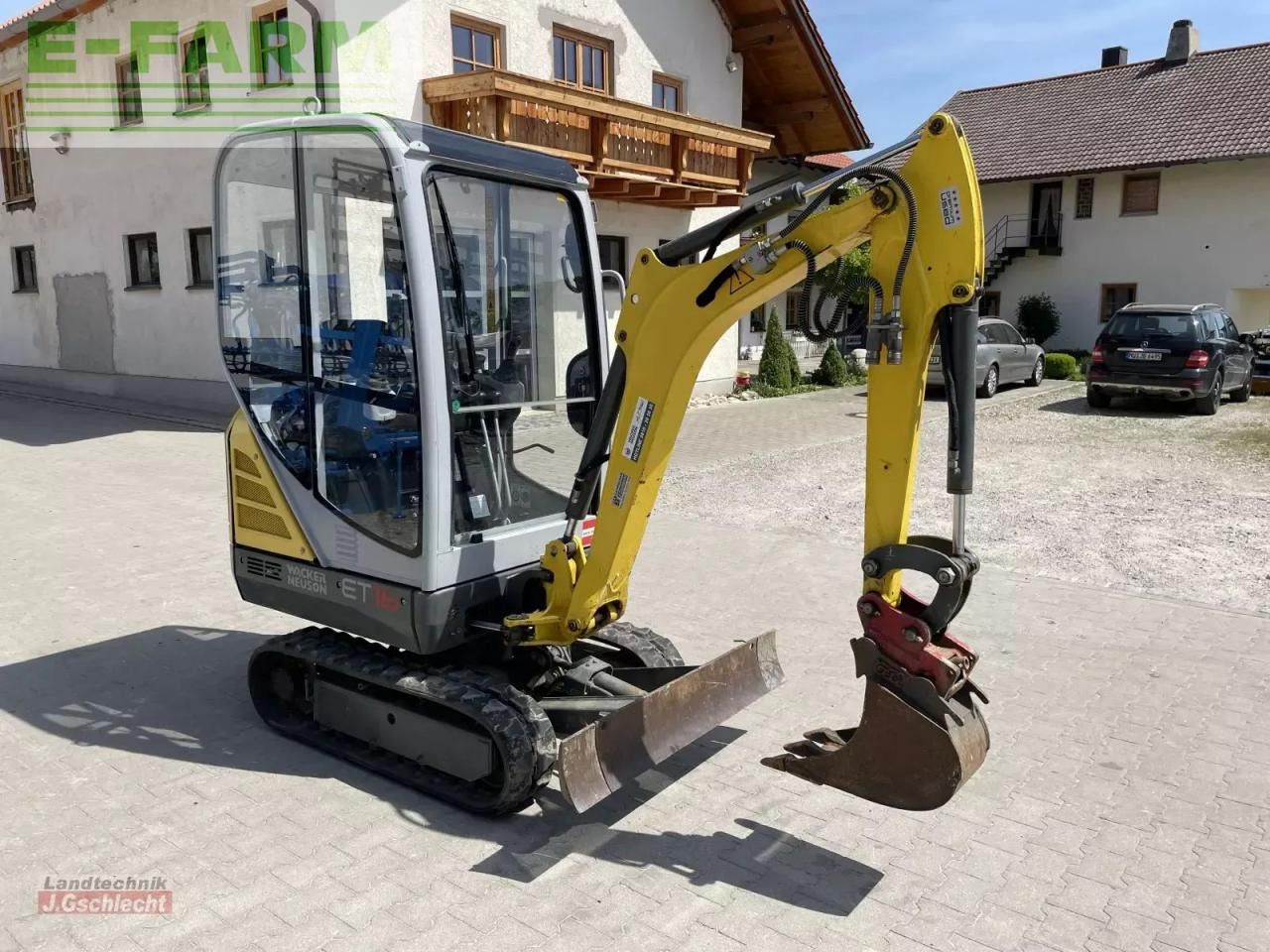 2018 Wacker Neuson ET16 AUSTRIA EDITION mini excavator, side view