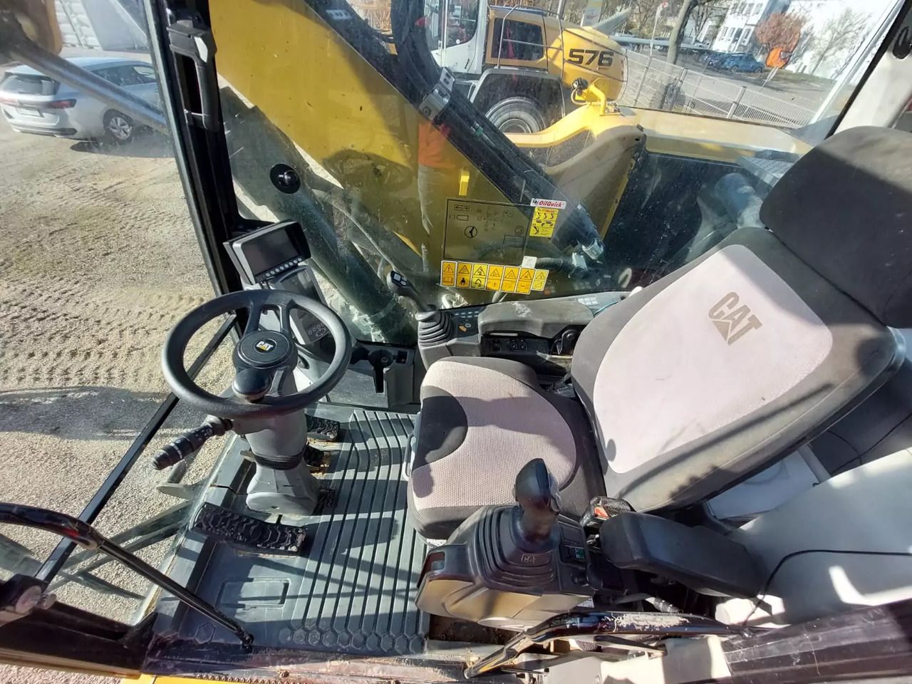 2017 Caterpillar M318F wheel excavator interior view 2017 Caterpillar M318F wheel excavator interior view