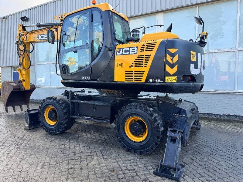 2020 JCB JS145W wheel excavator, side view 2020 JCB JS145W wheel excavator, side view