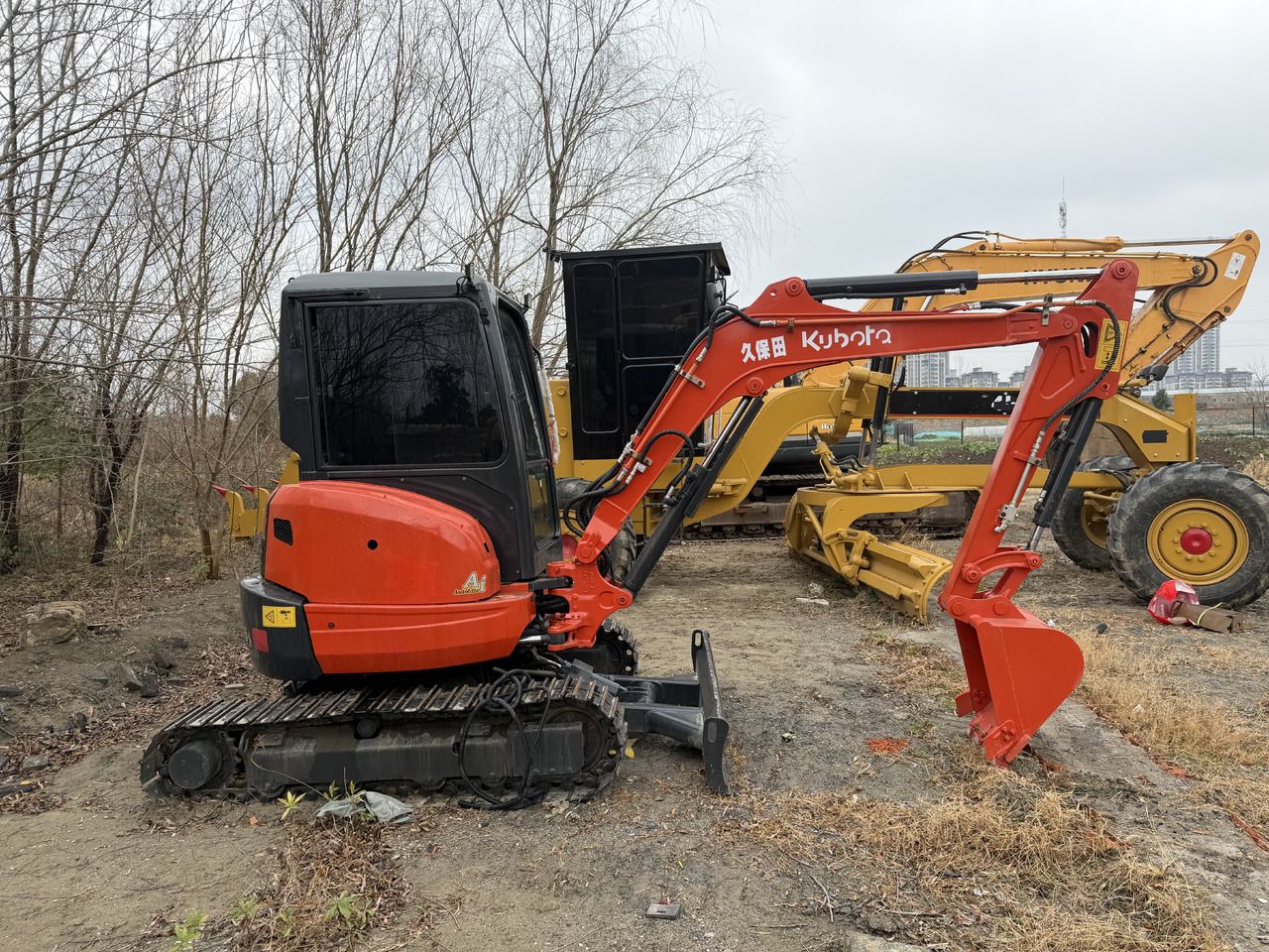 2023 Kubota U35 mini excavator, side view 2023 Kubota U35 mini excavator, side view