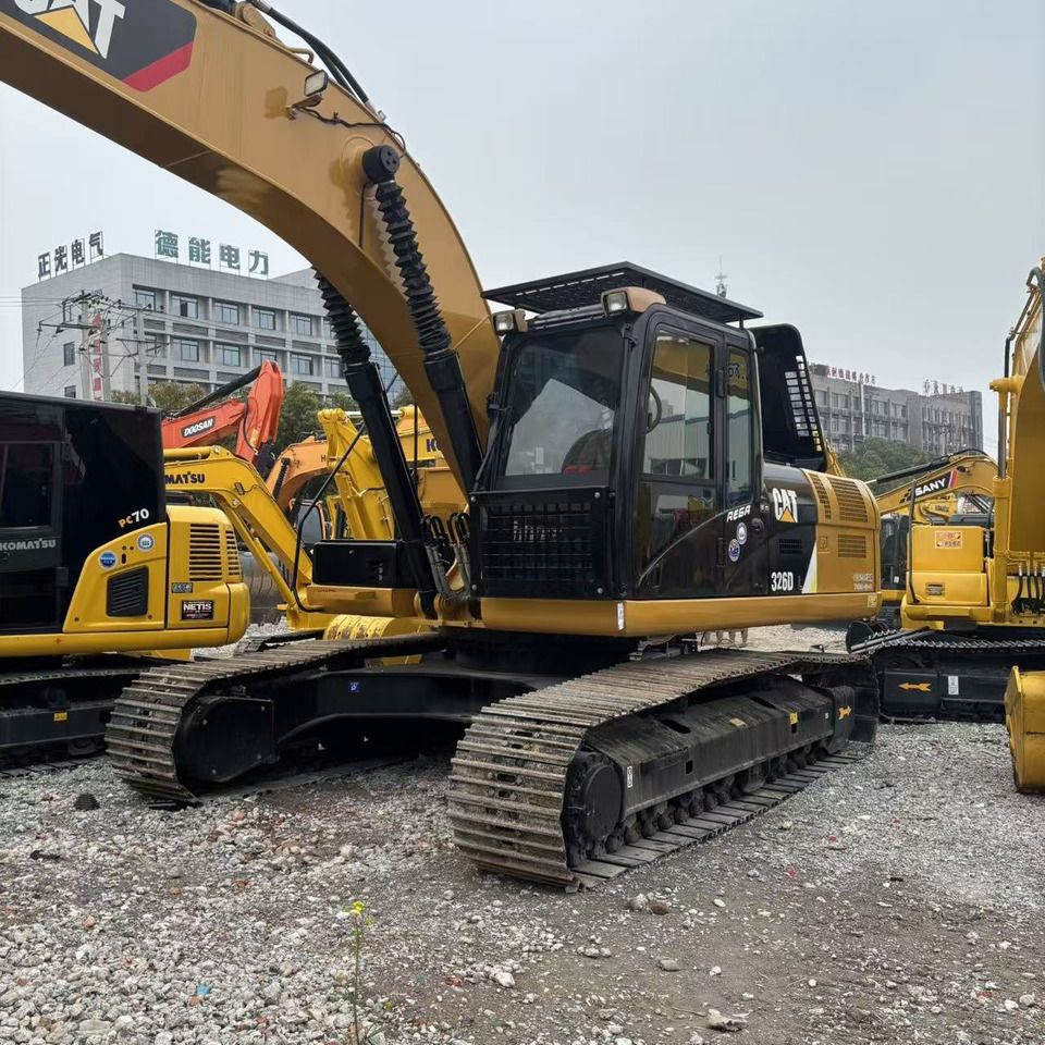 2020 Caterpillar 326D crawler excavator, side profile view 2020 Caterpillar 326D crawler excavator, side profile view