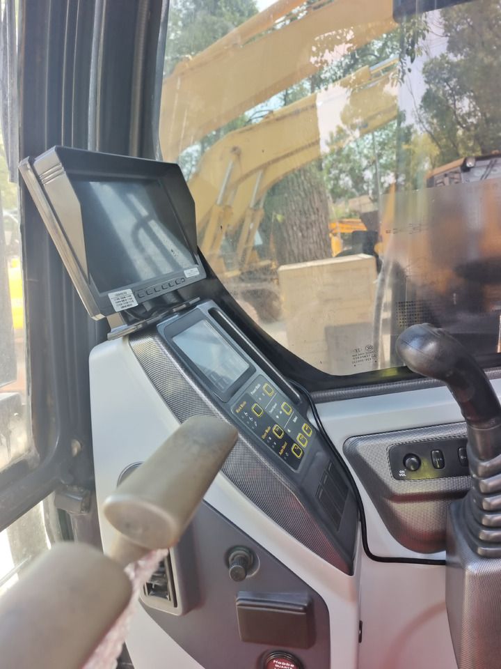 2024 Hyundai HX220HD crawler excavator interior cab view 2024 Hyundai HX220HD crawler excavator interior cab view