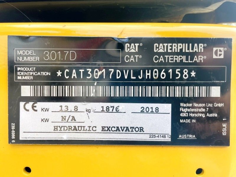 2018 Caterpillar 301.7D mini excavator identification plate 2018 Caterpillar 301.7D mini excavator identification plate