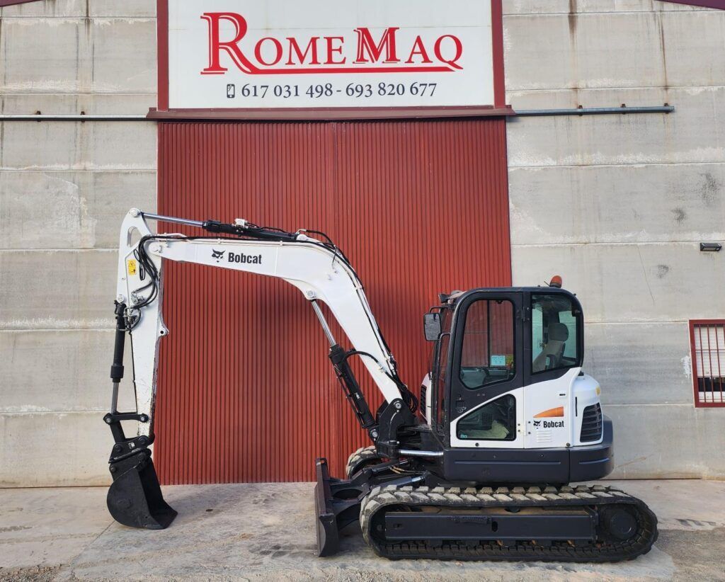 2020 Bobcat E85 mini excavator, side view 2020 Bobcat E85 mini excavator, side view