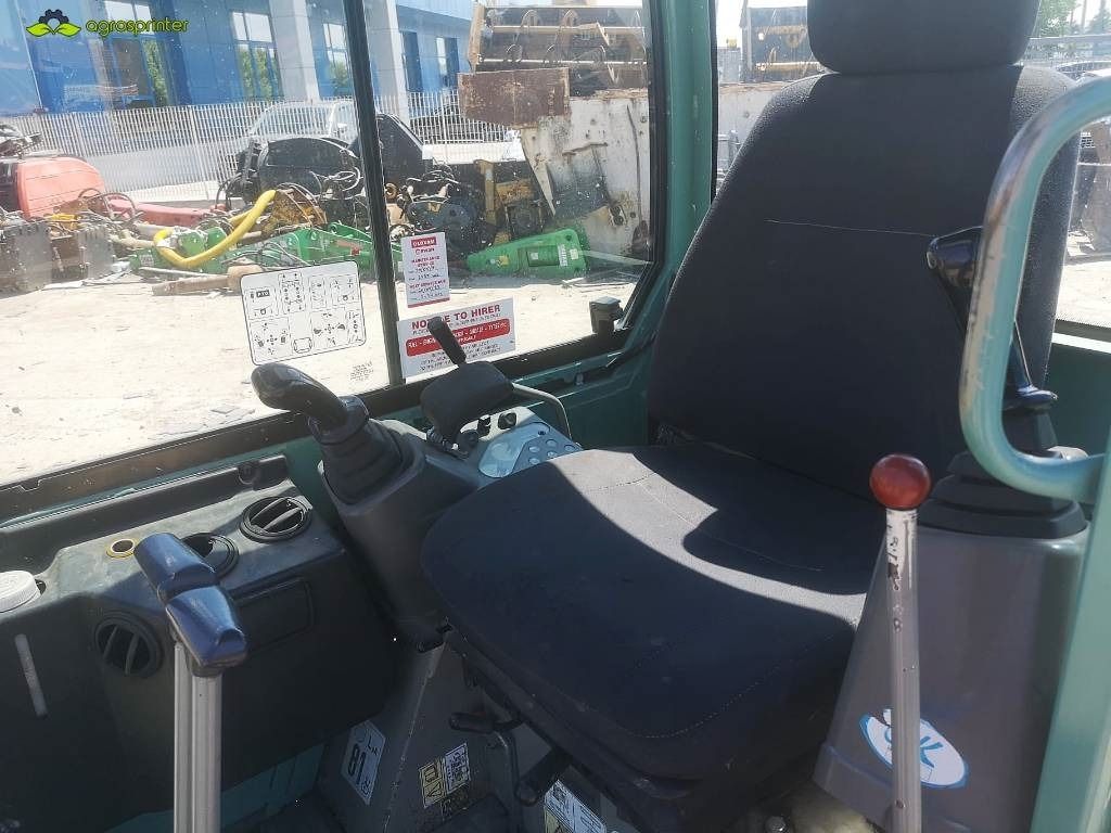 2014 Yanmar SV17-EX mini excavator interior view 2014 Yanmar SV17-EX mini excavator interior view