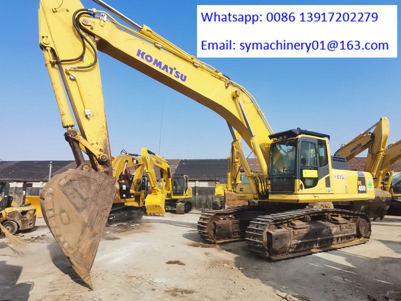 2022 Komatsu PC450-8 crawler excavator, side view 2022 Komatsu PC450-8 crawler excavator, side view