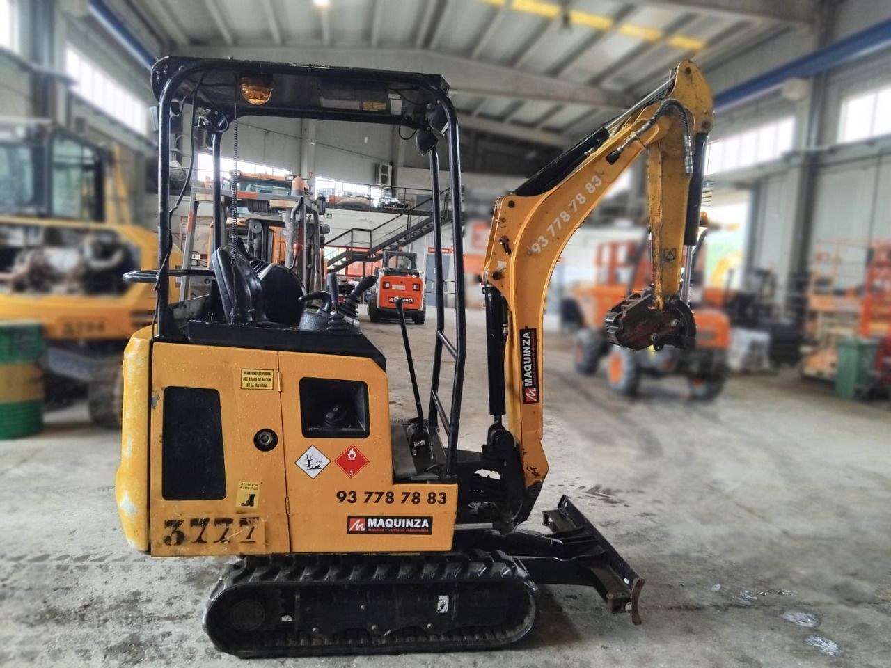 2019 JCB 15C mini excavator, side profile view 2019 JCB 15C mini excavator, side profile view