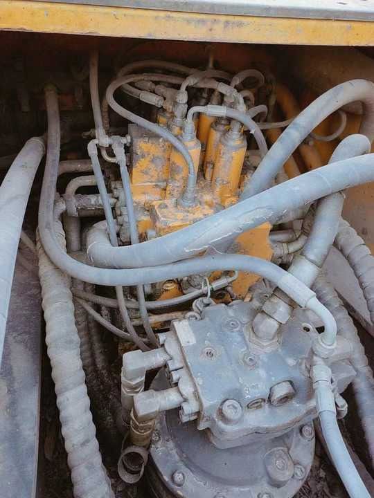2026 Hyundai R225LC-9T crawler excavator hydraulic system detail