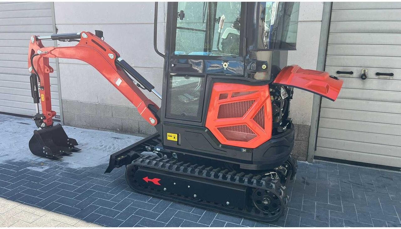 2026 Kubota DM18Y PRO mini excavator, side profile view 2026 Kubota DM18Y PRO mini excavator, side profile view
