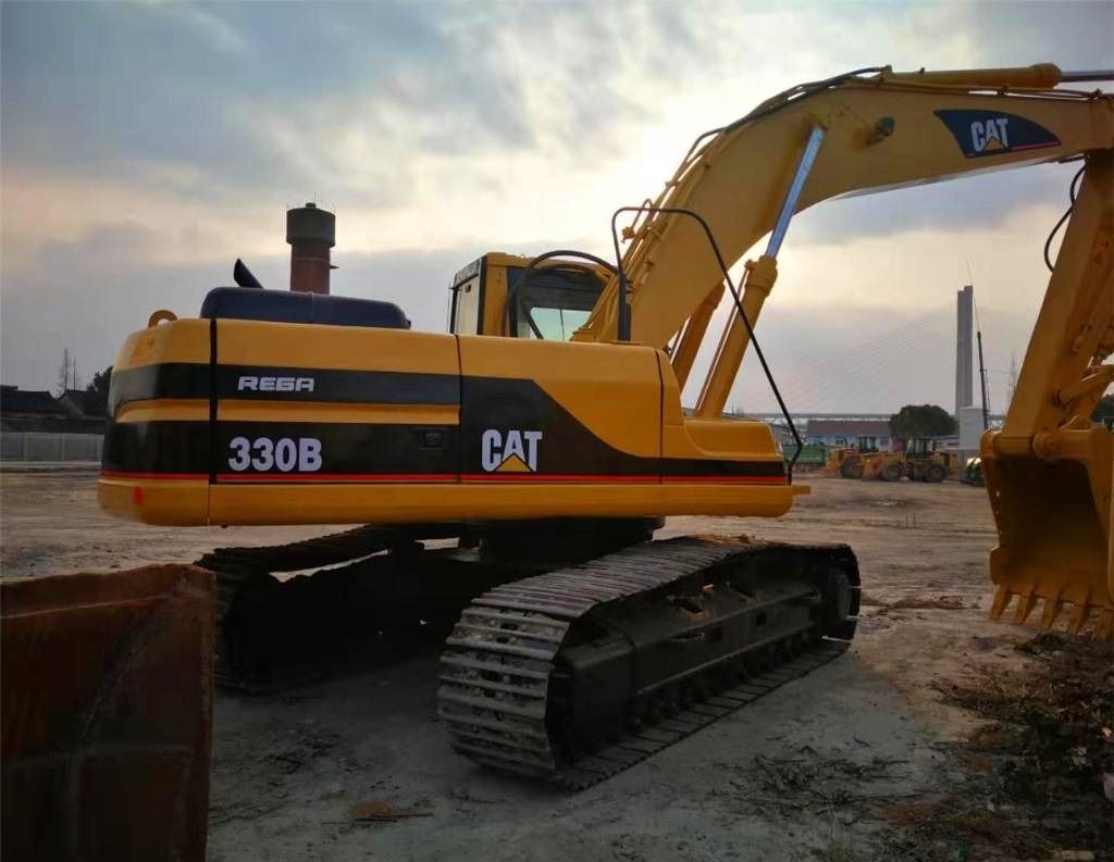 2023 Caterpillar 330B crawler excavator, rear three-quarter view 2023 Caterpillar 330B crawler excavator, rear three-quarter view