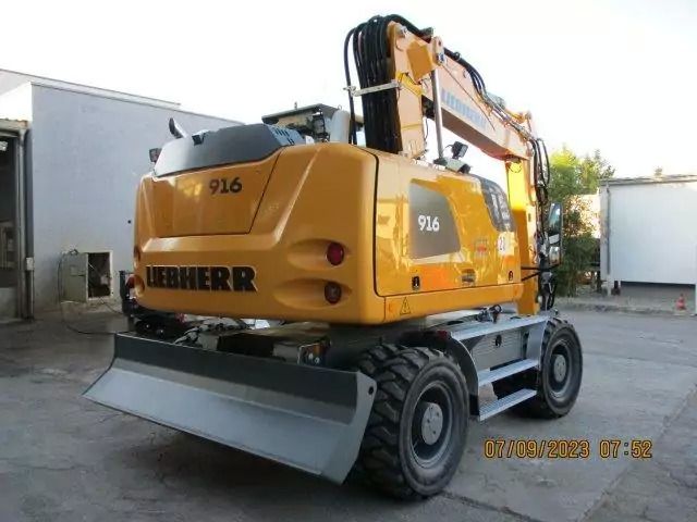 2023 Liebherr A916 Litronic wheel excavator, rear three-quarter view 2023 Liebherr A916 Litronic wheel excavator, rear three-quarter view