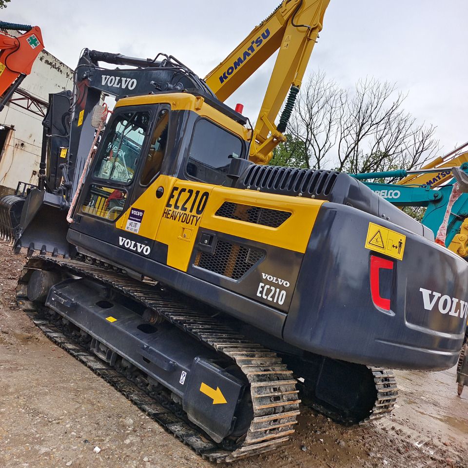 2024 Volvo EC210D crawler excavator, rear three-quarter view 2024 Volvo EC210D crawler excavator, rear three-quarter view