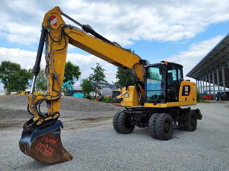 2018 Caterpillar M316F wheel excavator, side view
