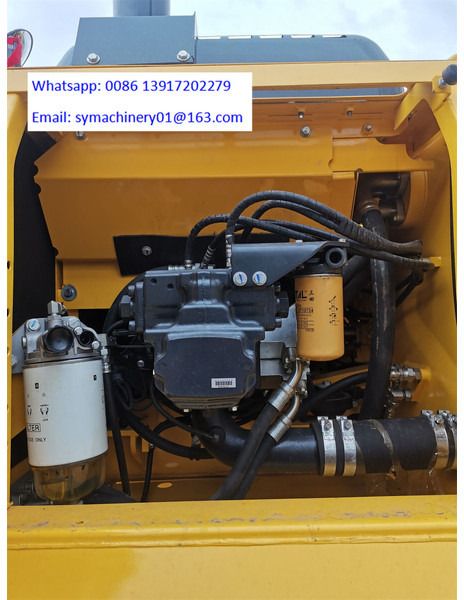 2022 Komatsu PC210LC-8 crawler excavator engine compartment view 2022 Komatsu PC210LC-8 crawler excavator engine compartment view