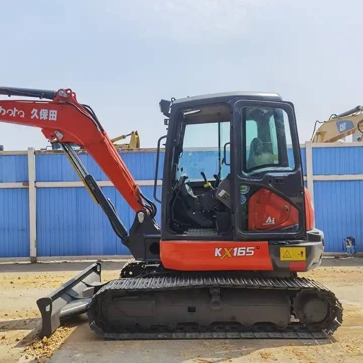2024 Kubota KX165-5 mini excavator, side profile view 2024 Kubota KX165-5 mini excavator, side profile view