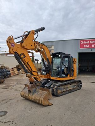 2016 CASE CX145DSR crawler excavator, front three-quarter view 2016 CASE CX145DSR crawler excavator, front three-quarter view