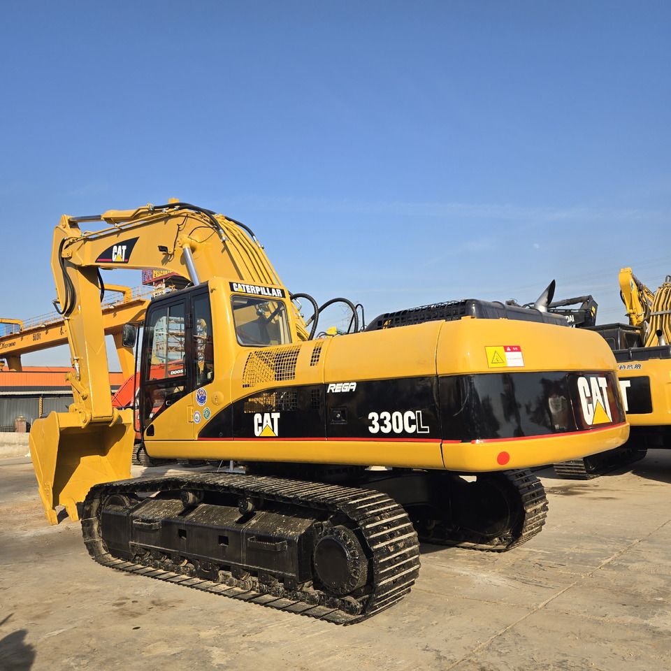 2020 Caterpillar 330CL crawler excavator, rear three-quarter view 2020 Caterpillar 330CL crawler excavator, rear three-quarter view