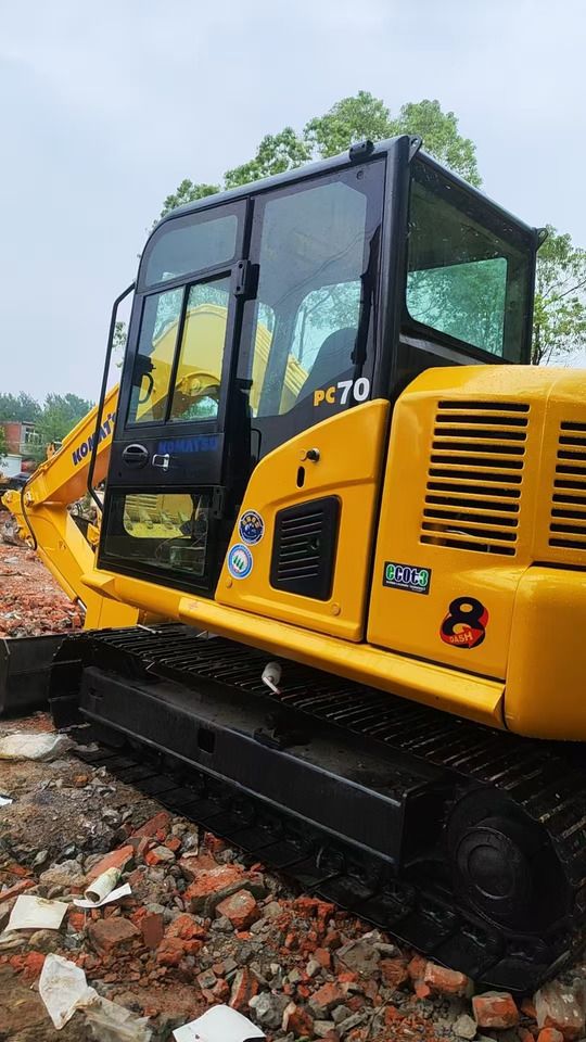 2023 Komatsu PC70 mini excavator, side view 2023 Komatsu PC70 mini excavator, side view