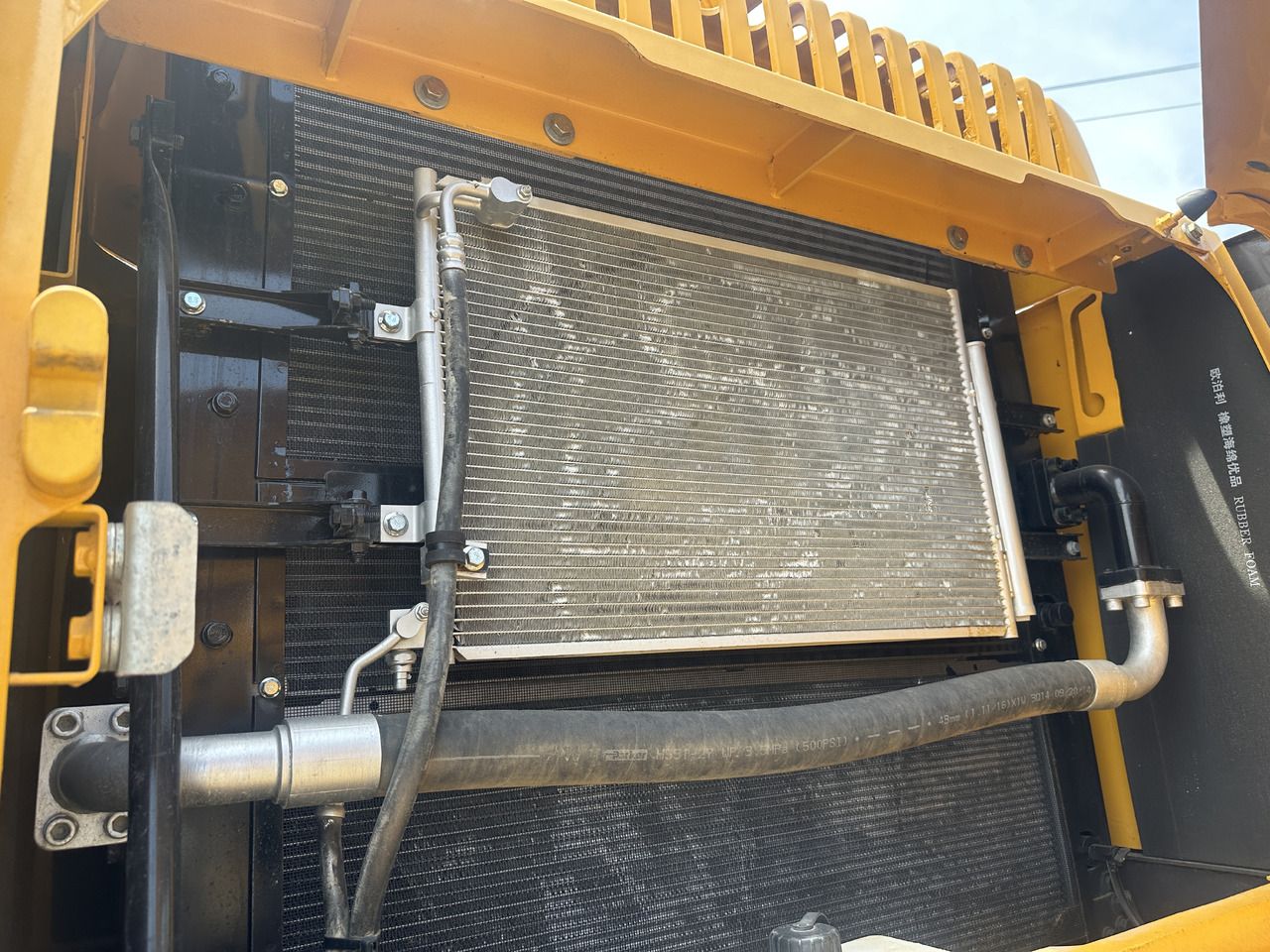 2022 Volvo EC250D crawler excavator engine compartment radiator view 2022 Volvo EC250D crawler excavator engine compartment radiator view