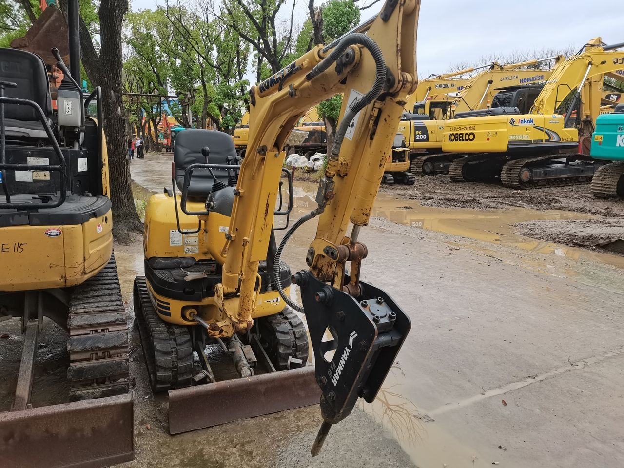 2014 Komatsu PC10MR crawler excavator, front three-quarter view
