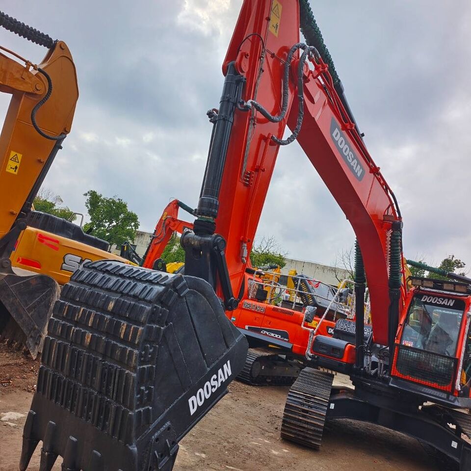 2024 Doosan DX300 crawler excavator, front three-quarter view 2024 Doosan DX300 crawler excavator, front three-quarter view