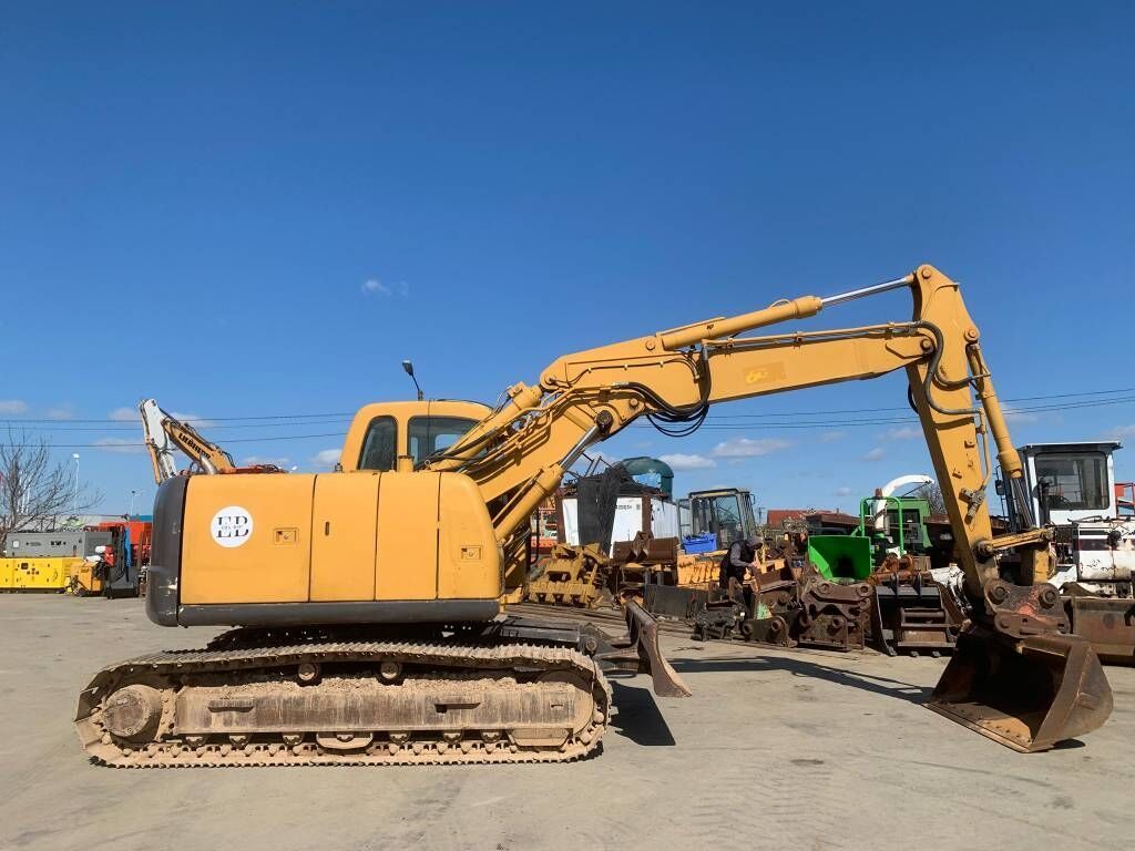2007 New Holland E145 crawler excavator, side view 2007 New Holland E145 crawler excavator, side view