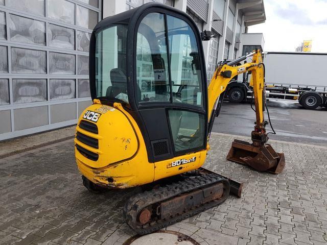 2011 JCB 8018 mini excavator, rear three-quarter view 2011 JCB 8018 mini excavator, rear three-quarter view