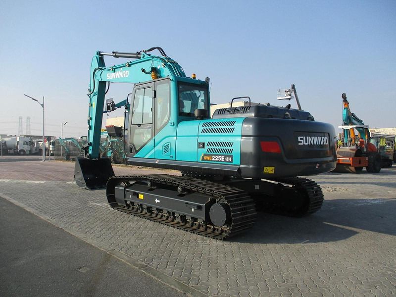 2024 Sunward SWE225E-3H excavator, rear three-quarter view 2024 Sunward SWE225E-3H excavator, rear three-quarter view