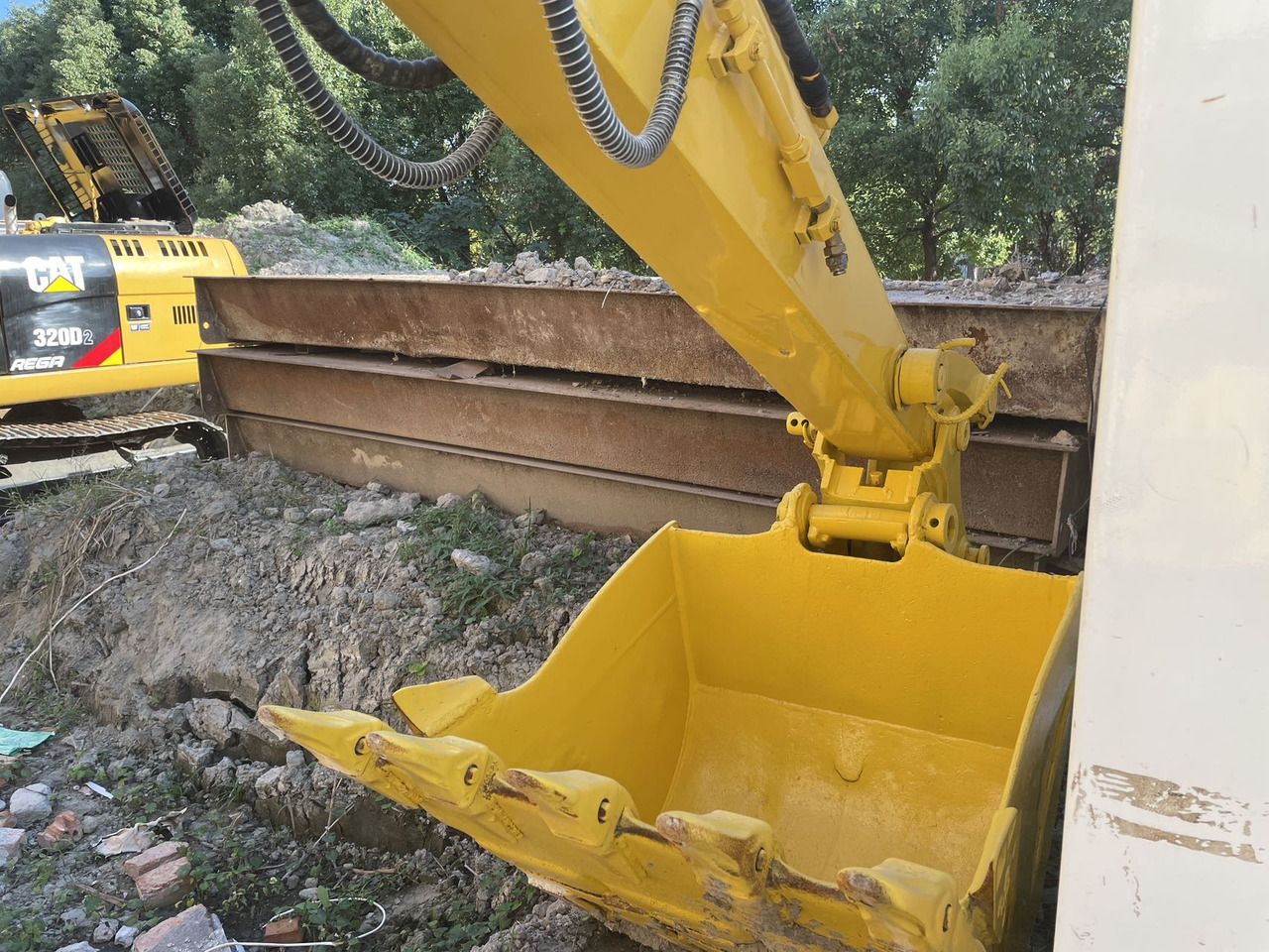 2020 Komatsu PC70-8 mini excavator bucket and boom view