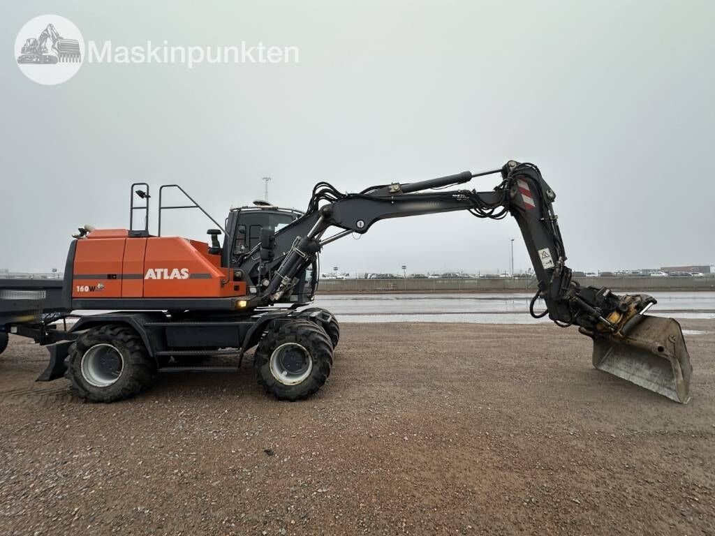 2019 Atlas 160W SWEDISH EDITION wheel excavator, side profile view