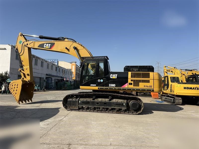 2025 Caterpillar 330D crawler excavator, side profile view 2025 Caterpillar 330D crawler excavator, side profile view