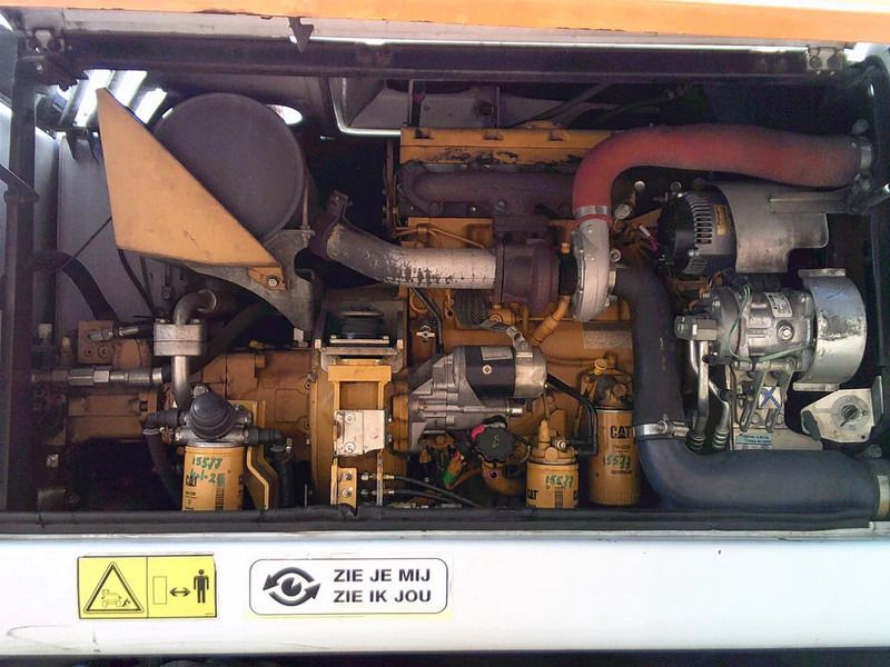 2011 Caterpillar M313D wheel excavator engine compartment view 2011 Caterpillar M313D wheel excavator engine compartment view