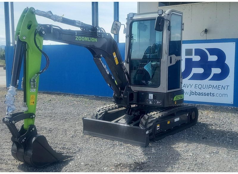 2025 Zoomlion ZE27GU mini excavator, side profile view