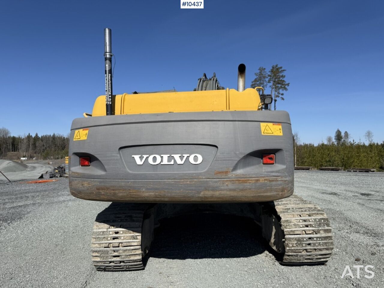 2004 Volvo EC360BLC crawler excavator, rear view 2004 Volvo EC360BLC crawler excavator, rear view