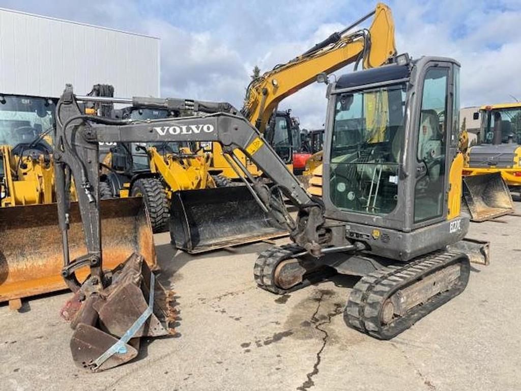 2012 Volvo EC27C mini excavator, front three-quarter view