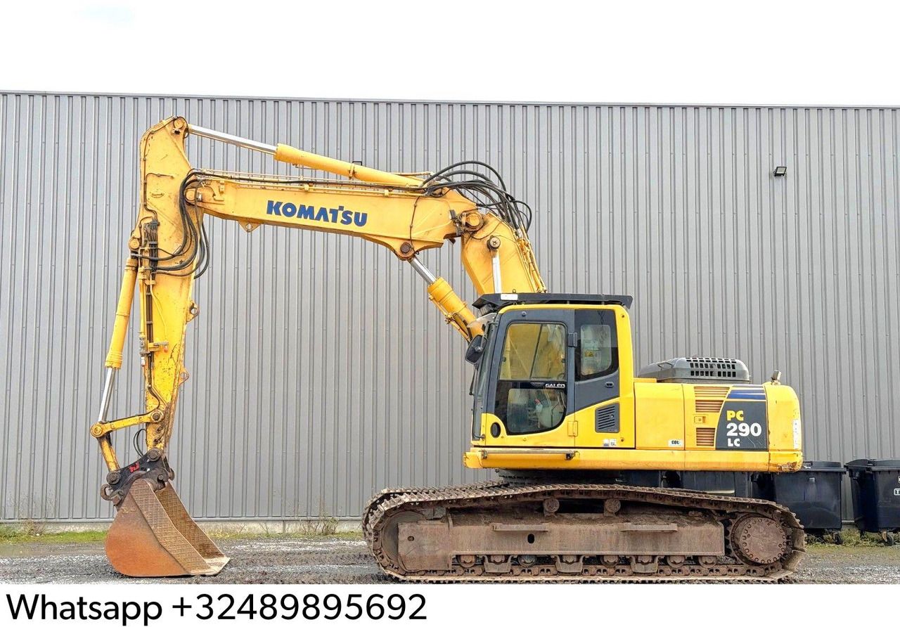 2008 Komatsu PC290LC-8 crawler excavator, side view 2008 Komatsu PC290LC-8 crawler excavator, side view