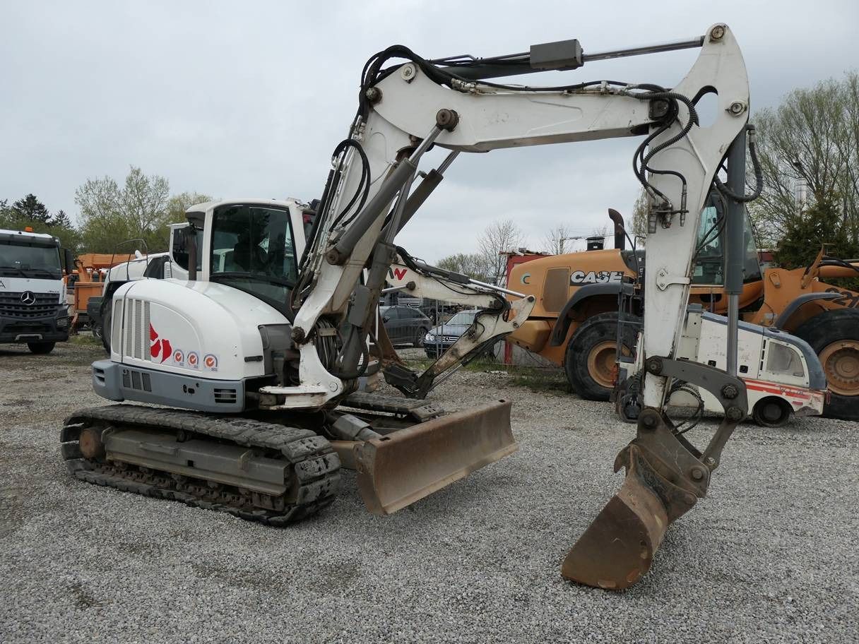 2017 Wacker Neuson ET90 mini excavator, side view 2017 Wacker Neuson ET90 mini excavator, side view